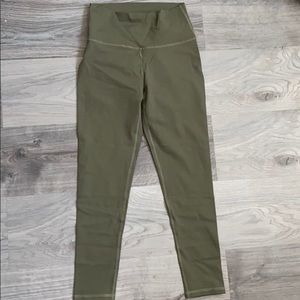 Olive green Echt leggings